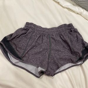 Grey lulu lemon hotta hot shorts 2.5”